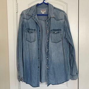 Men’s Western Distressed Button Up Long Sleeve Shirt